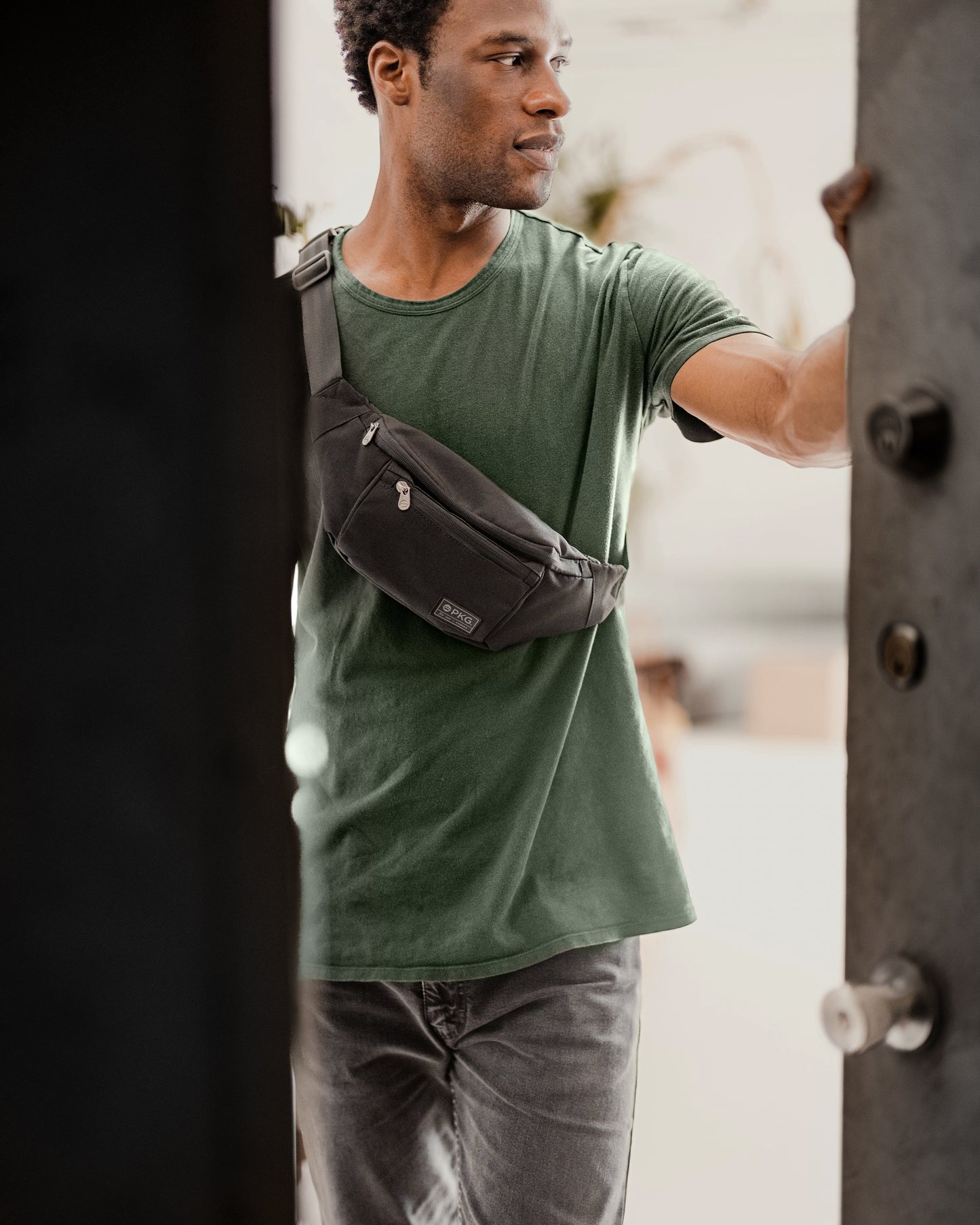 PKG BREMNER CROSS BODY