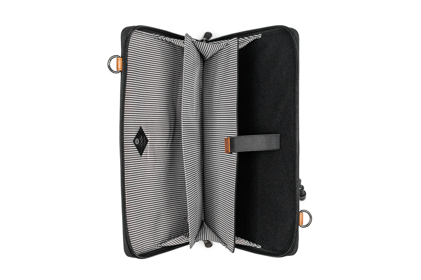 PKG WELLINGTON ACCORDION MESSENGER BAG