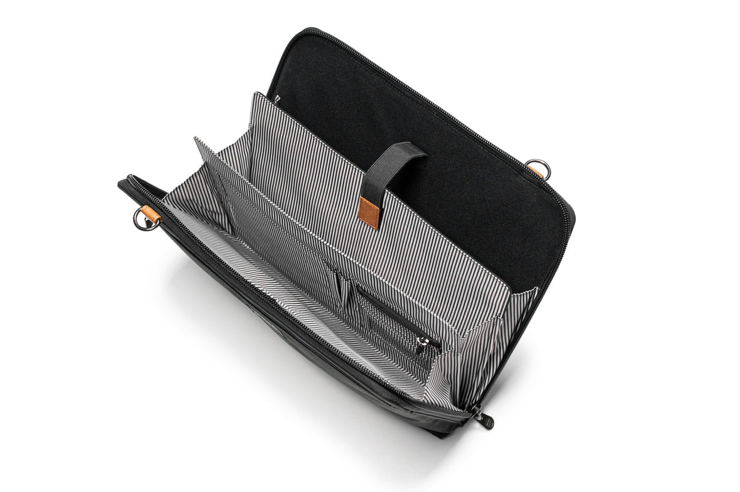 PKG WELLINGTON ACCORDION MESSENGER BAG
