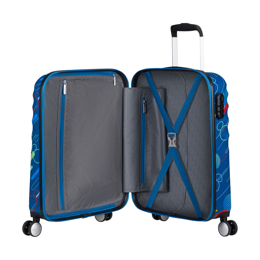 AMERICAN TOURISTER DISNEY WAVEBREAKER COLLECTION