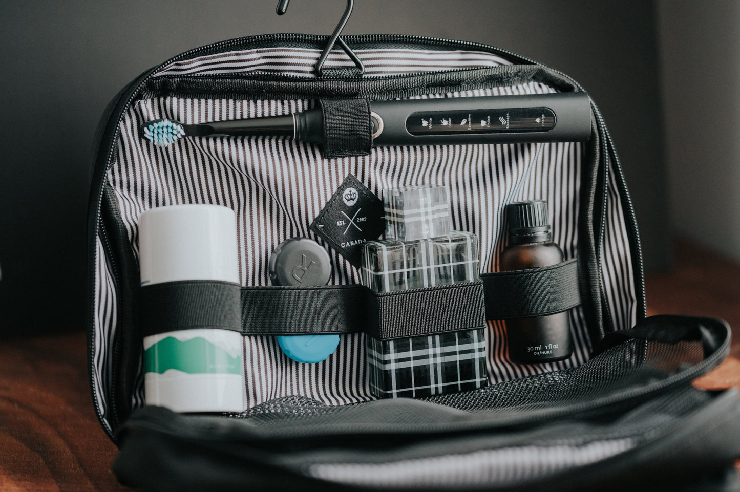 PKG SLIMCOE ESSSENTIALS BAG