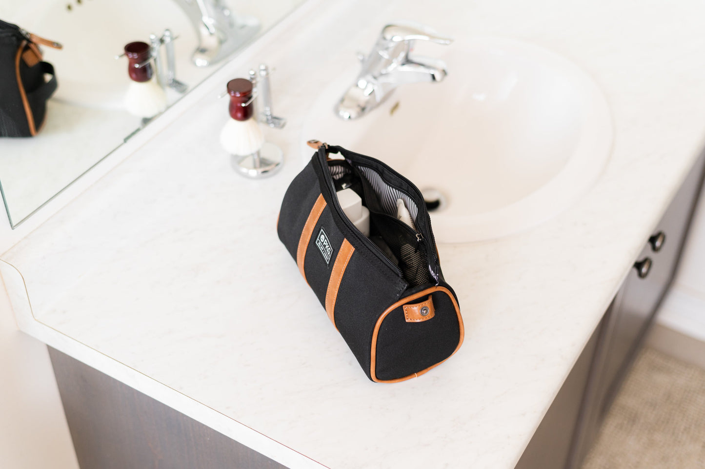 PKG CHARLOTTE ESSENTIALS BAG
