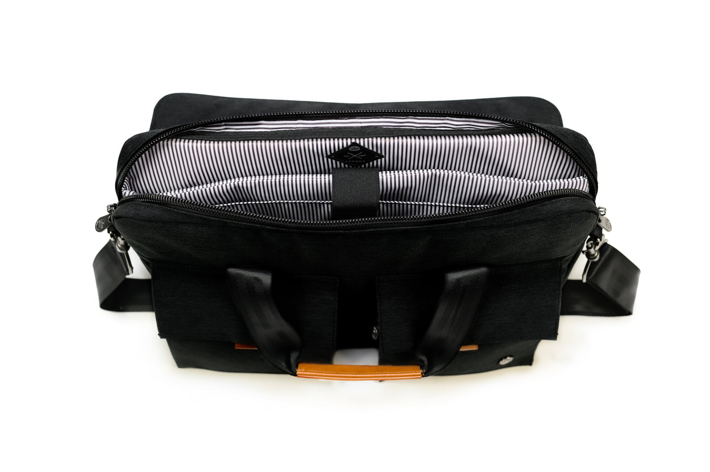PKG RICHMOND MESSENGER BAG