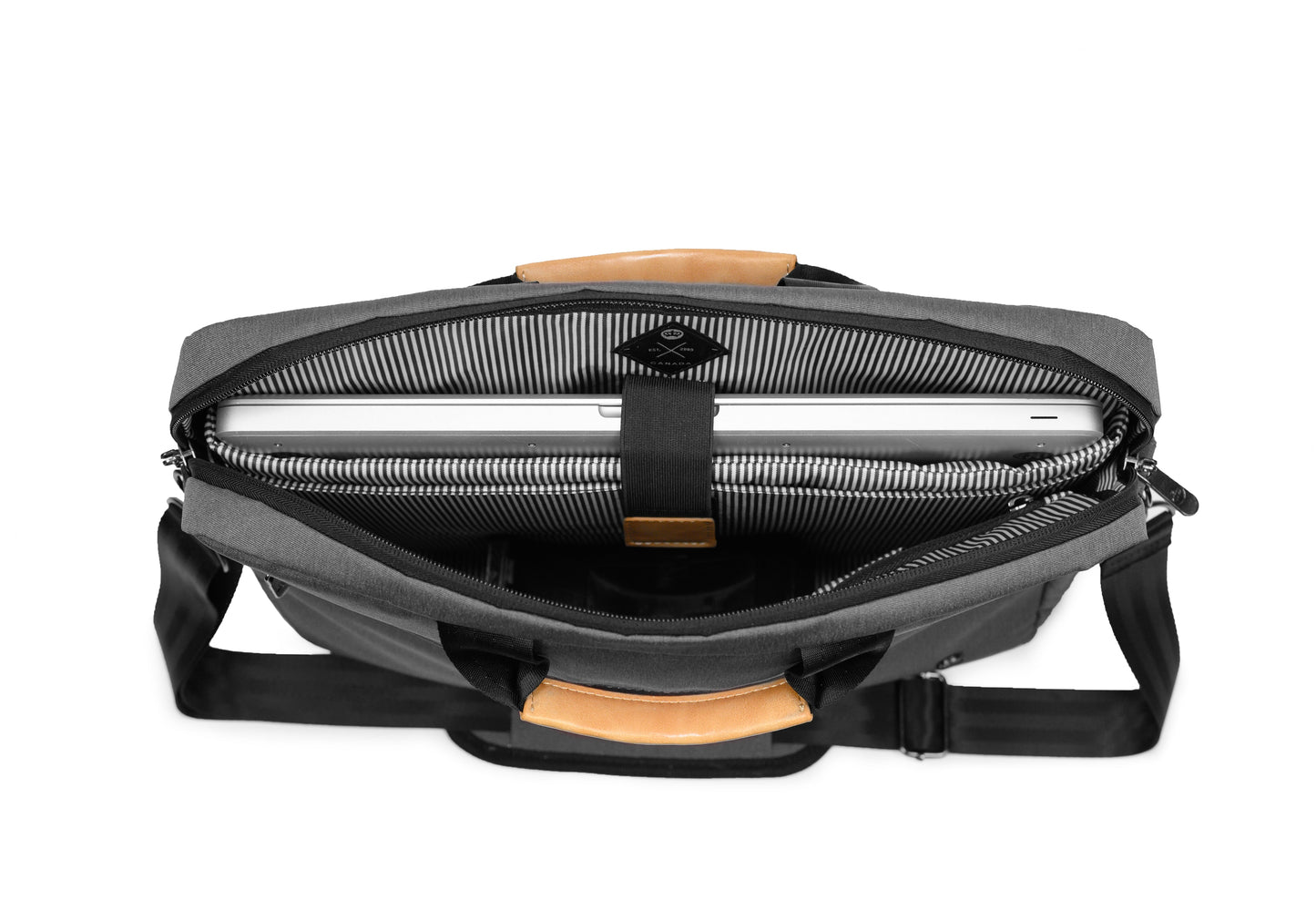 PKG SPADINA MESSENGER BAG