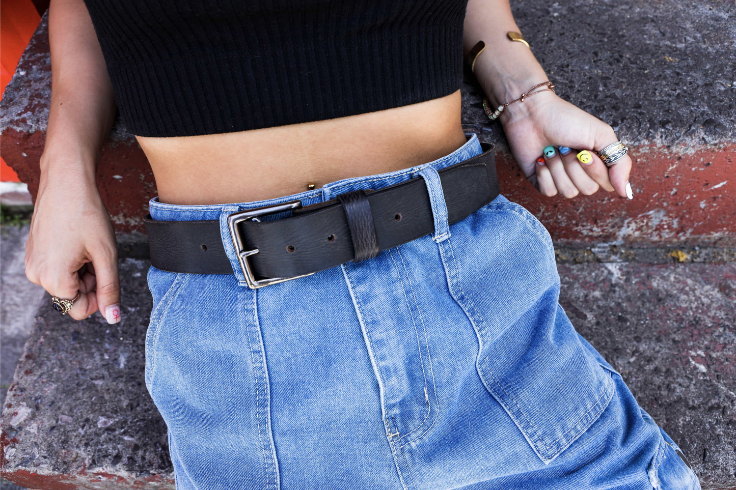 CANYON BELT - TAN WOMEN'S LEATHER BELT WITH CHARRED EDGES
