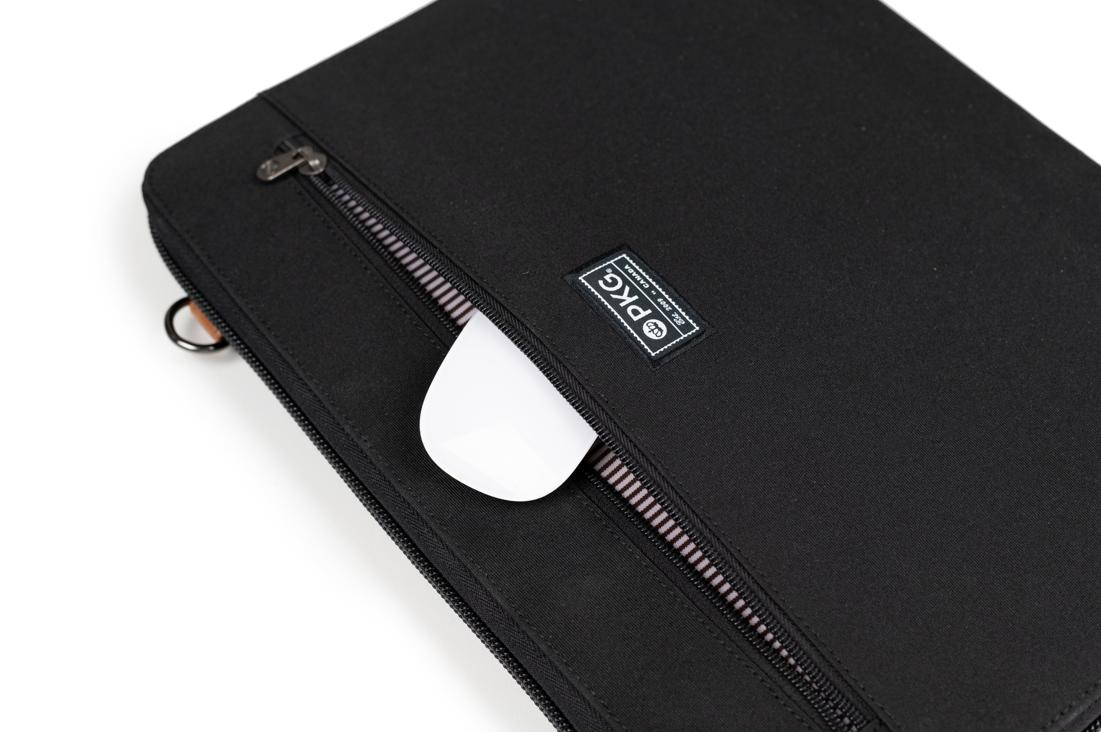 PKG Wellington Accordion Messenger Bag 14