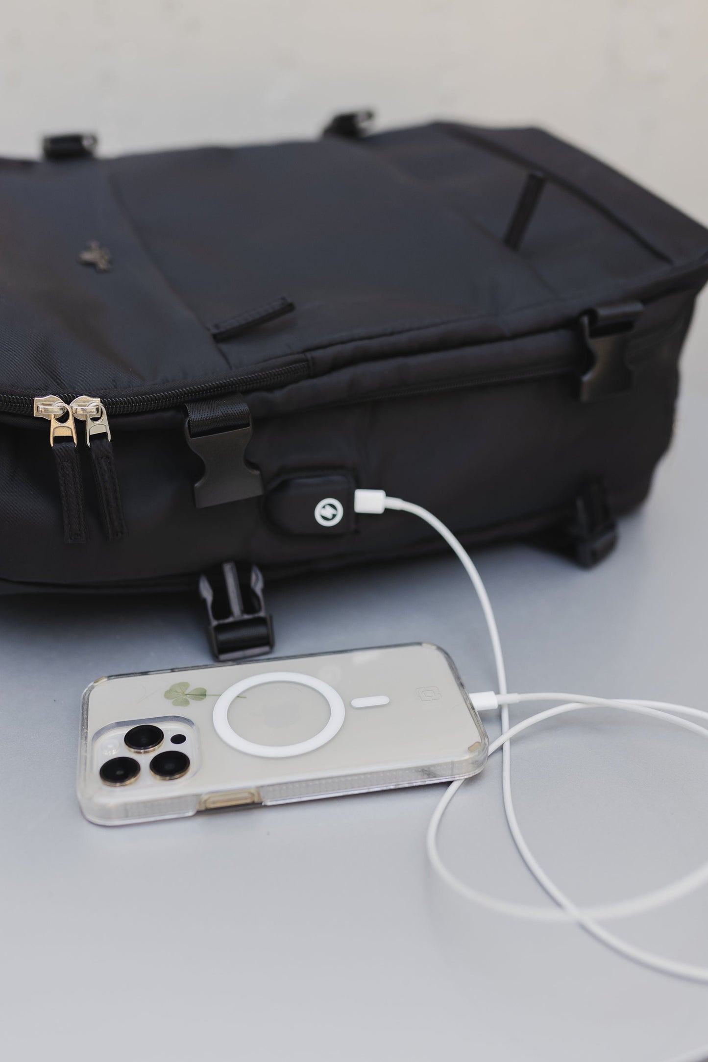 BÄRE TRAVEL BACKPACK UNIVERSAL COLLECTION