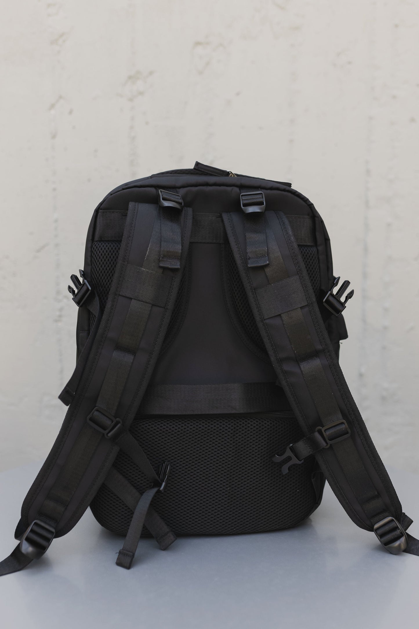 BÄRE TRAVEL BACKPACK UNIVERSAL COLLECTION