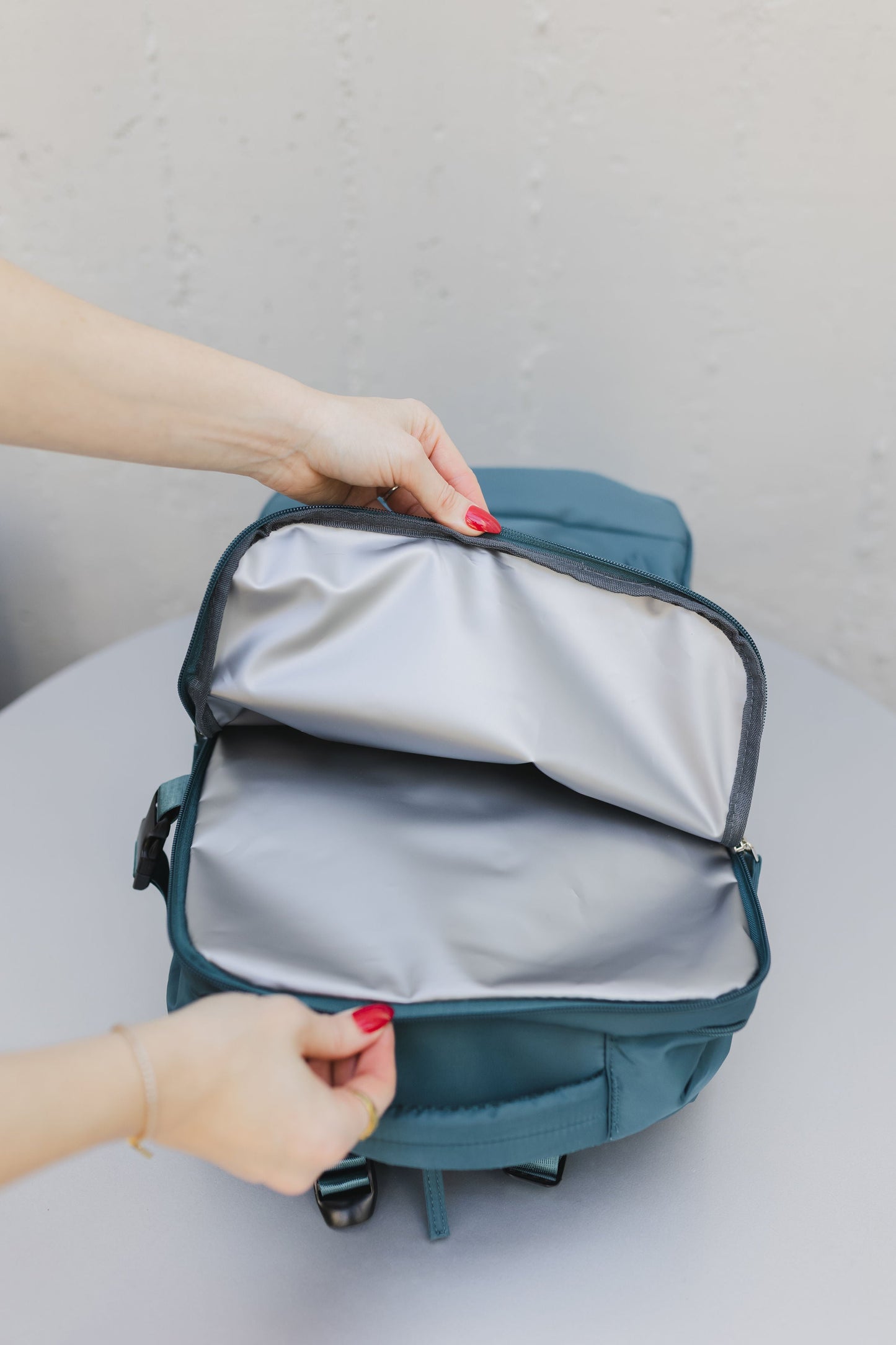 BÄRE TRAVEL BACKPACK UNIVERSAL COLLECTION