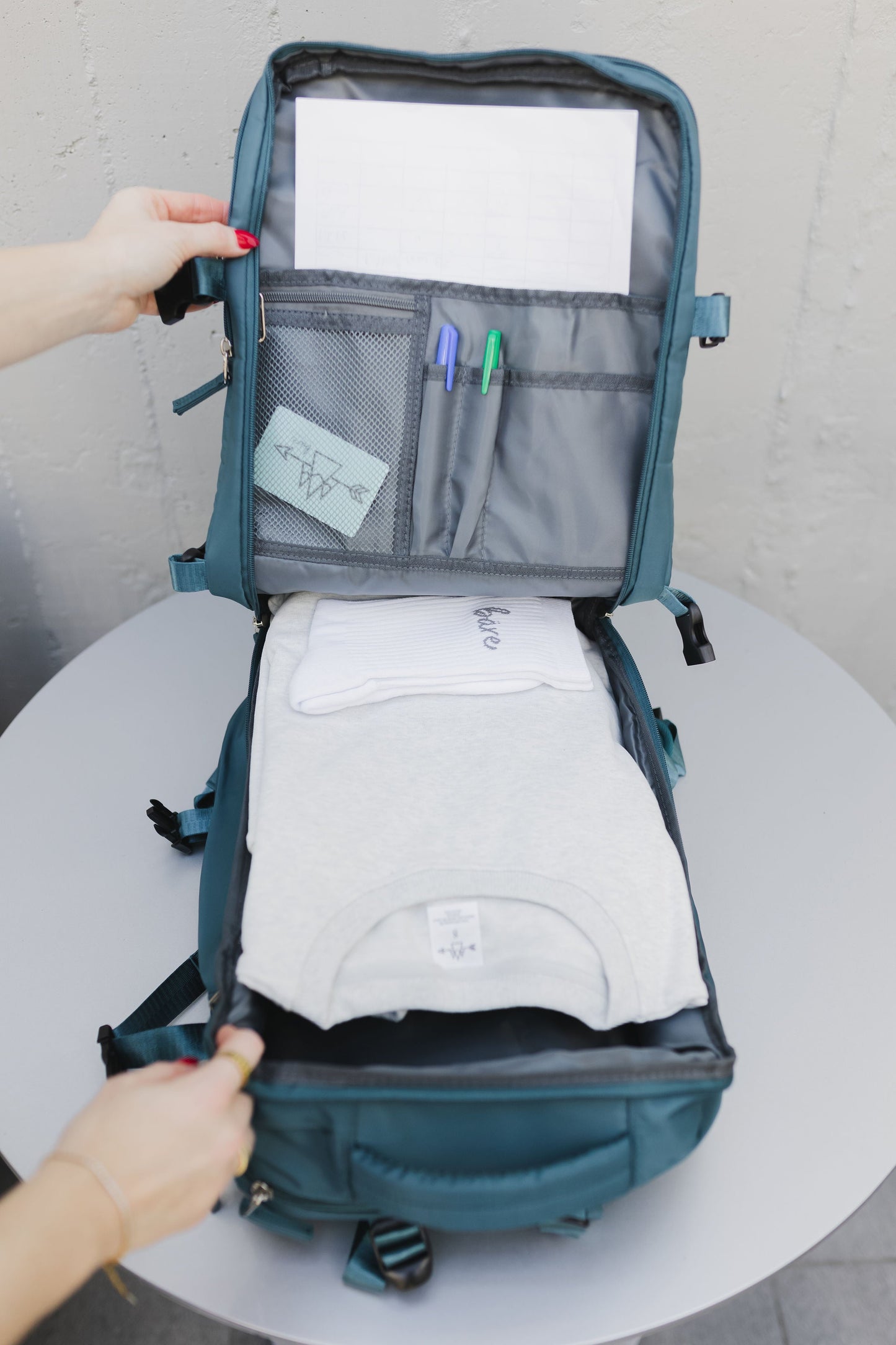 BÄRE TRAVEL BACKPACK UNIVERSAL COLLECTION