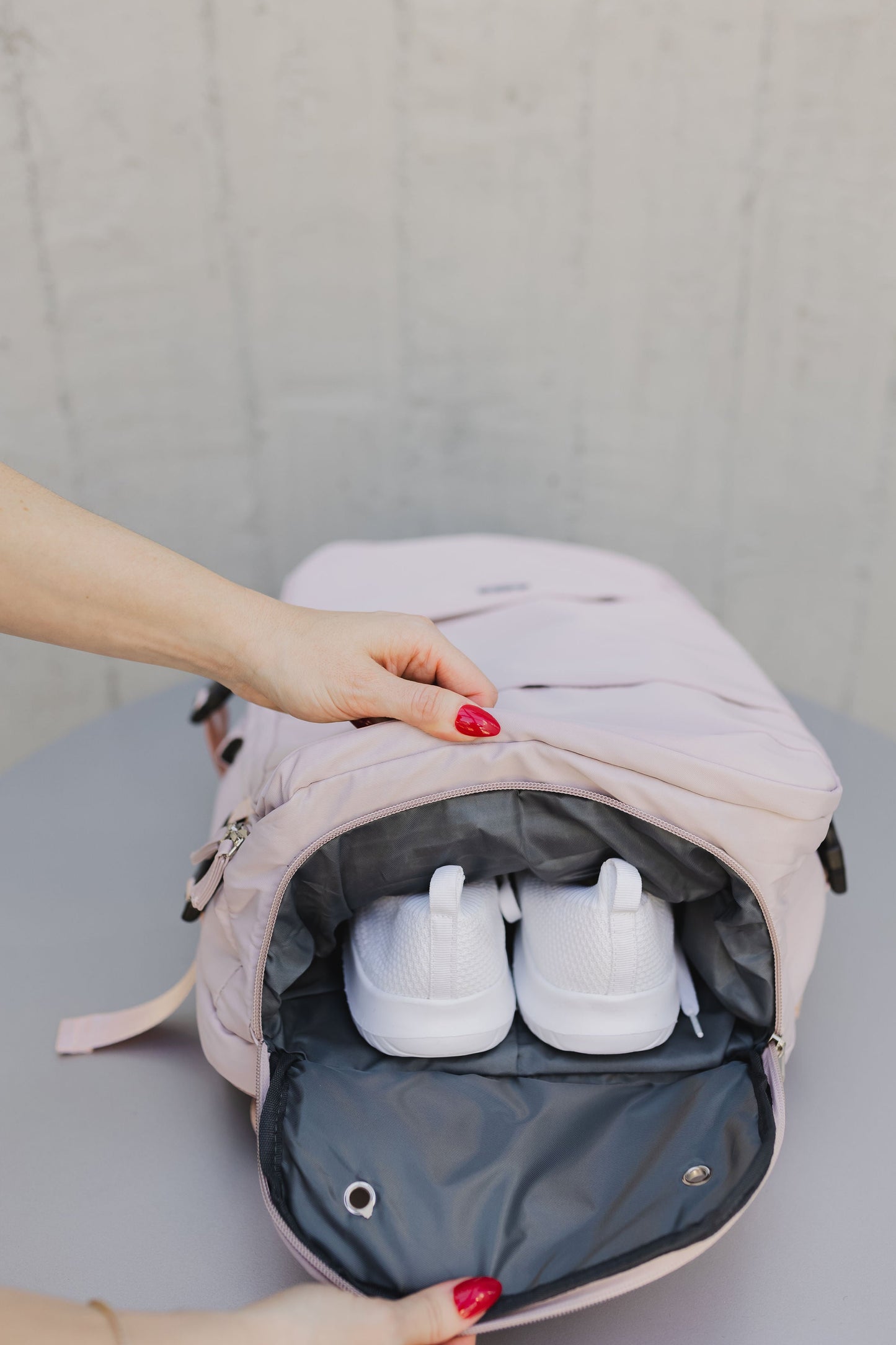 BÄRE TRAVEL BACKPACK UNIVERSAL COLLECTION