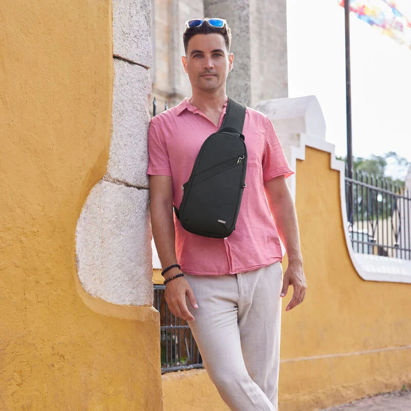 TRAVELON ANTI-THEFT CLASSIC SLING BAG