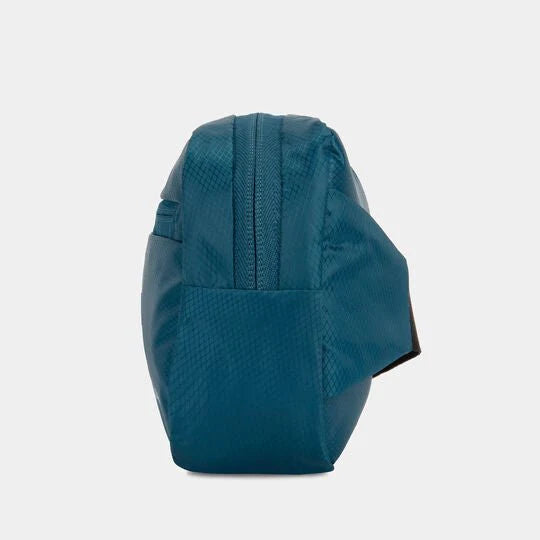 TRAVELON CONVERTIBLE SLING/WAIST PACK