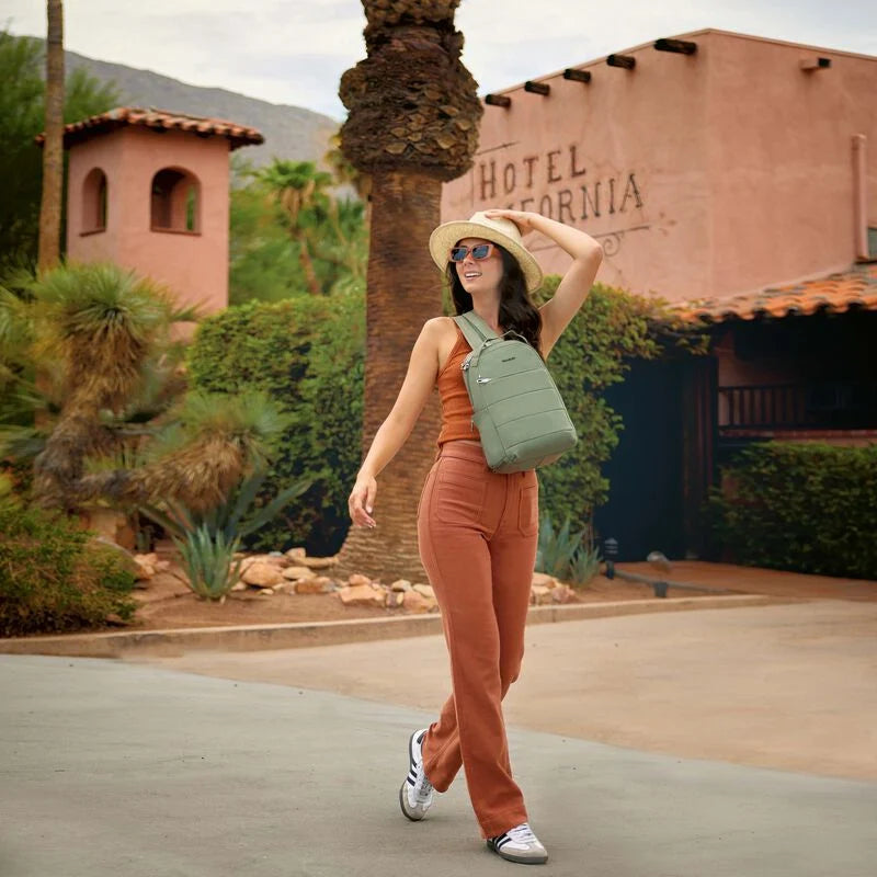 TRAVELON ROAM ANTI-THEFT CONVERTIBLE BACKPACK/SLING