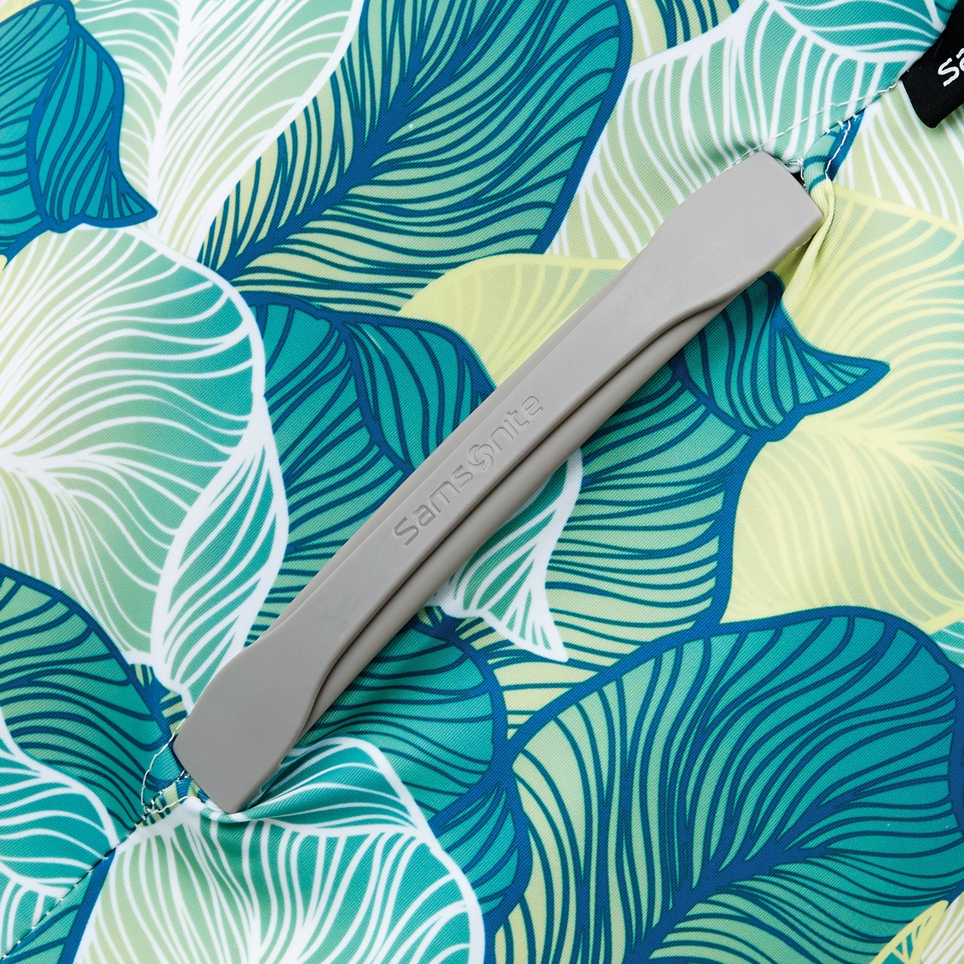 Samsonite Printed Luggage Cover Medium 11