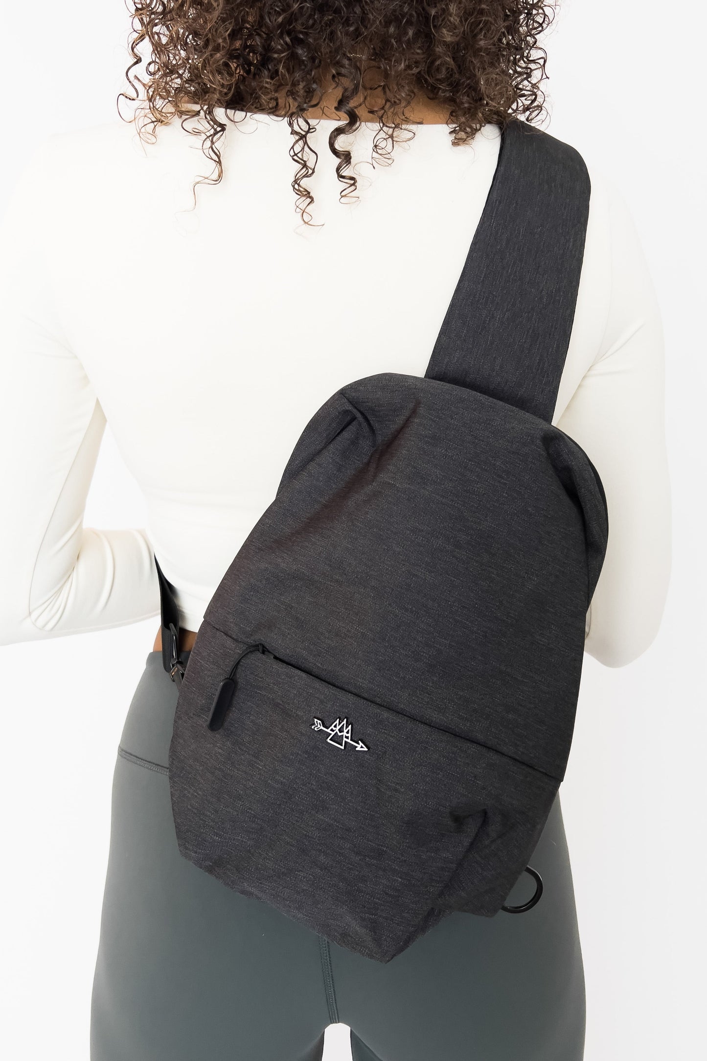 BÄRE OUT & ABOUT SLING BAG