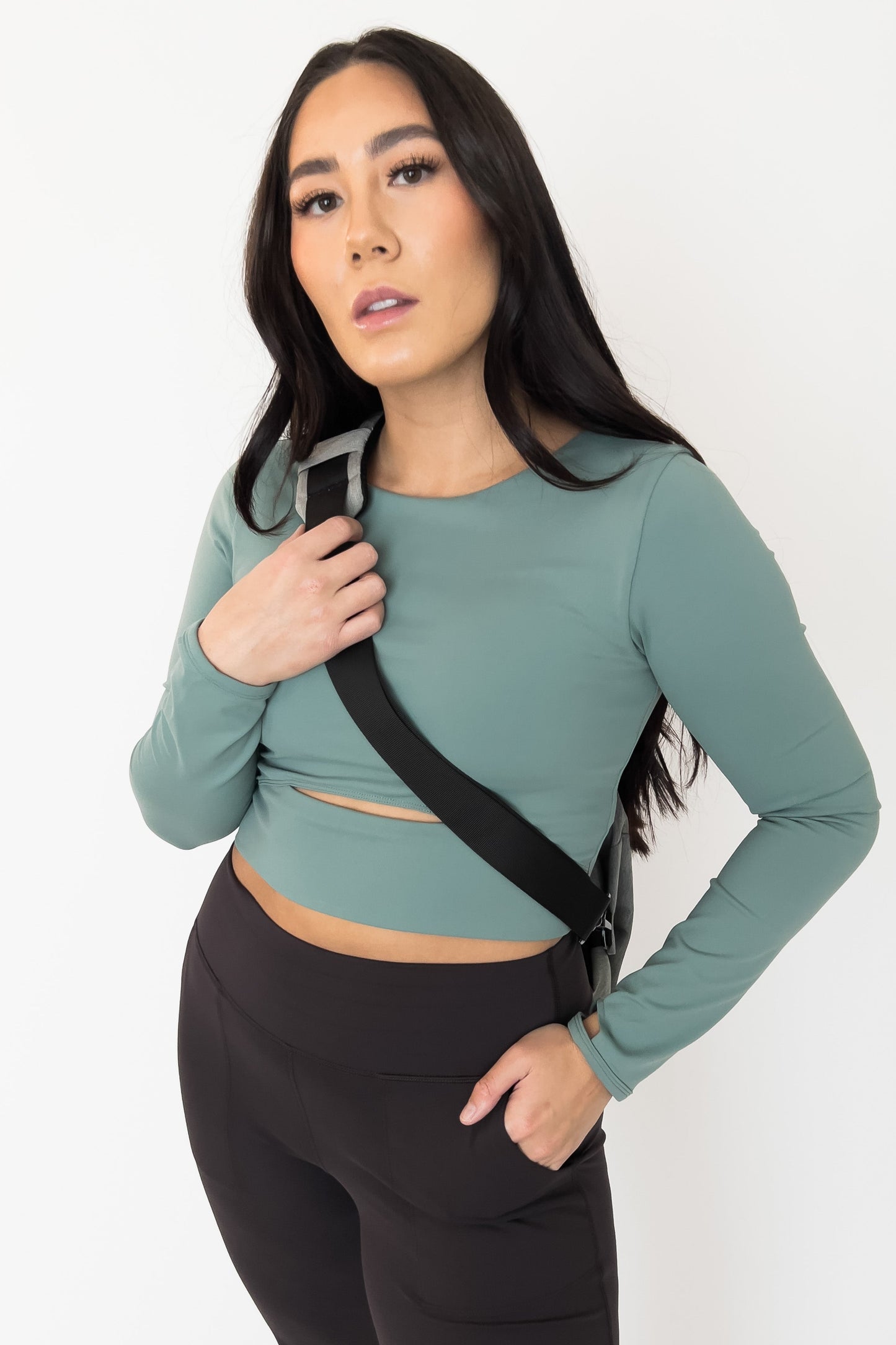 BÄRE OUT & ABOUT SLING BAG