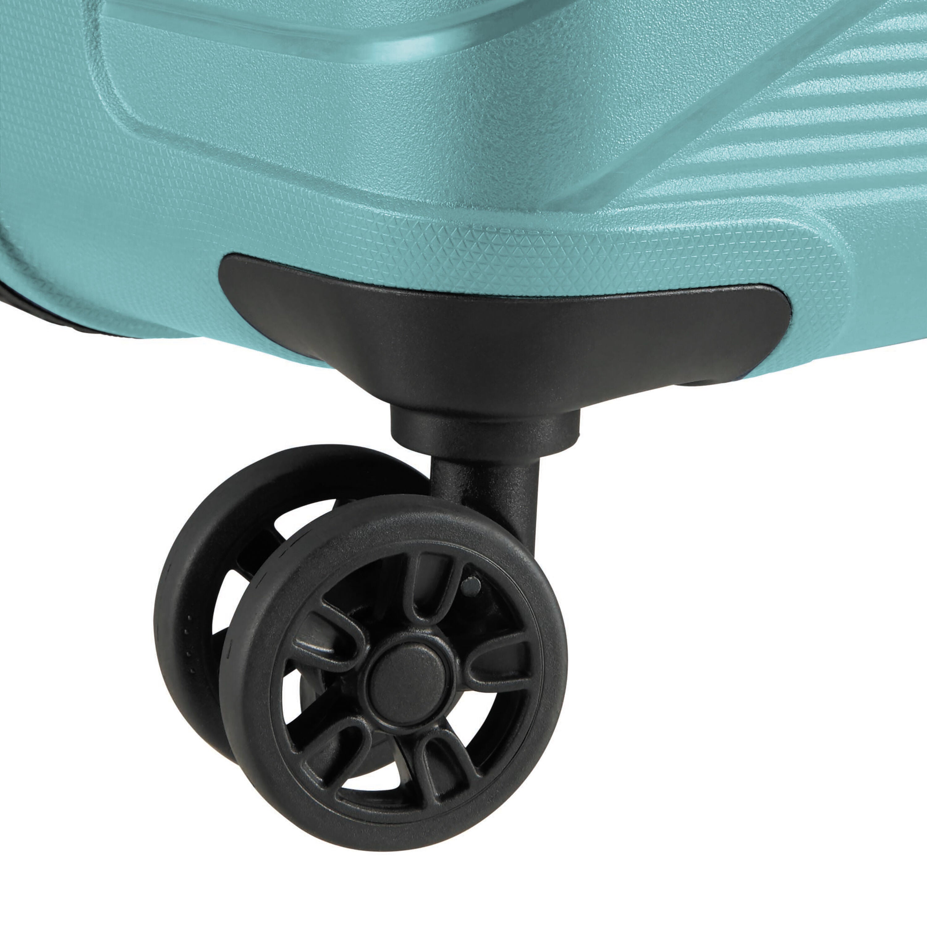 American Tourister Airconic Medium 15