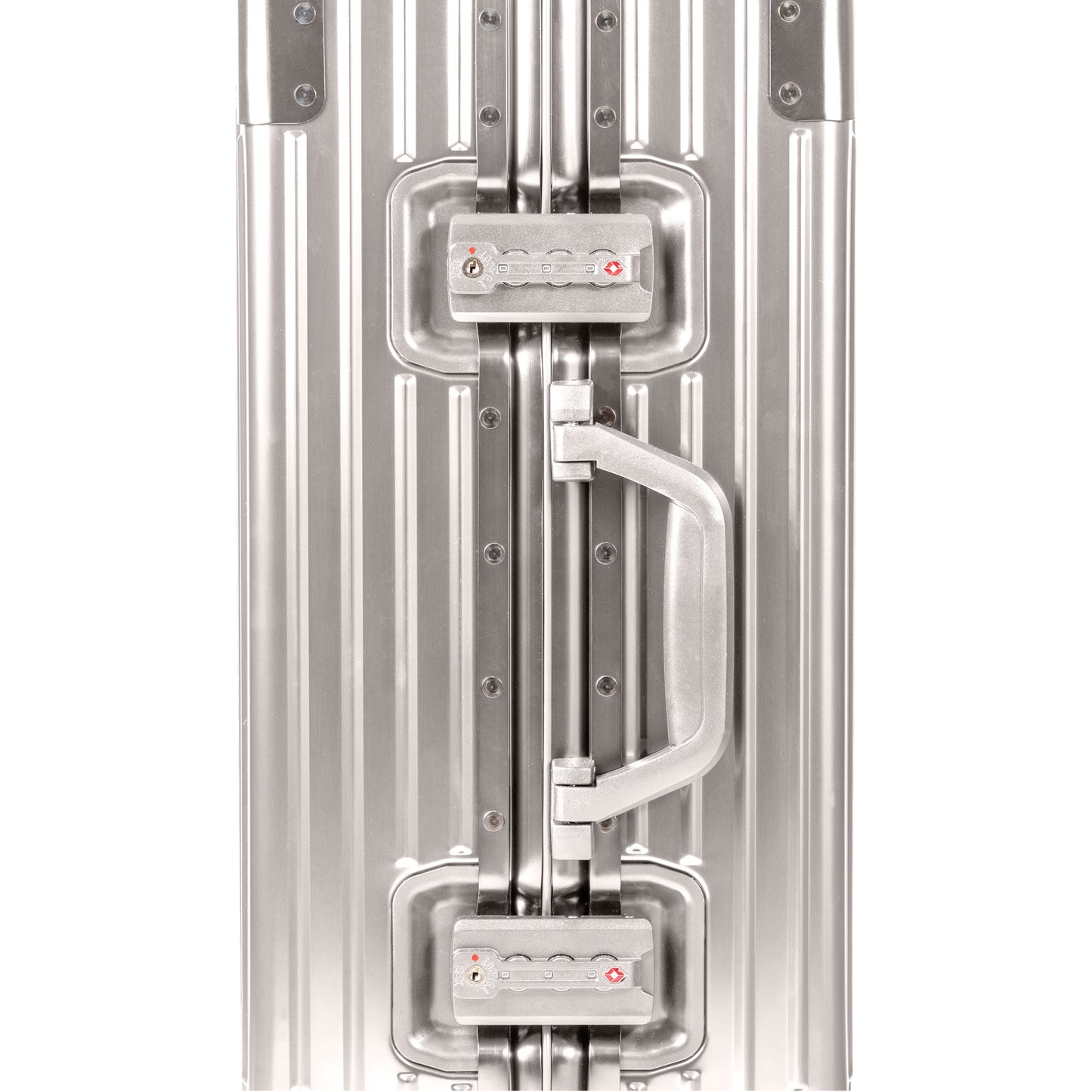 CHAMPS ELITE CARRY-ON